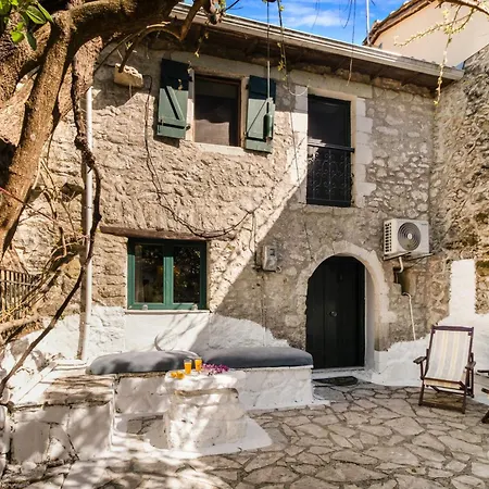 Holiday home Ellen T House Alexandros